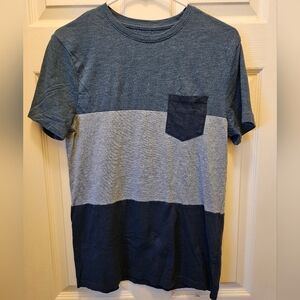 Goodfellow Men's Small blue/grey t-shirt